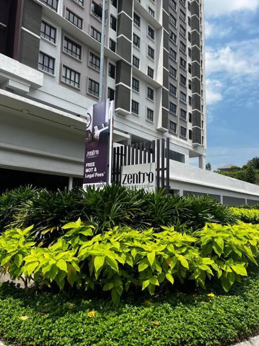 16 Sierra Zentro 5 人 Supreme二房公寓 Apartment Puchong