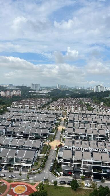 16 Sierra Zentro 5 人 Supreme二房公寓 Puchong
